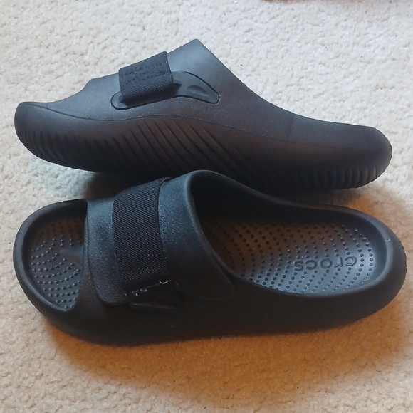 CROCS Black Chunky Slides - Picture 4 of 7